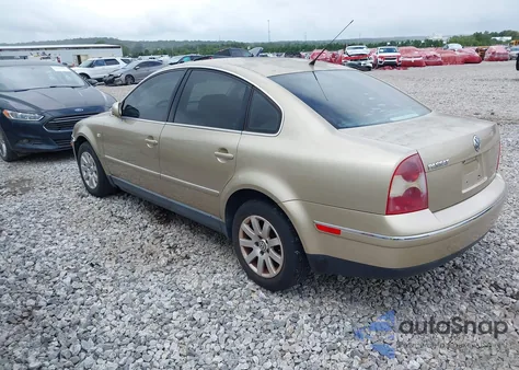 2001 Volkswagen Passat Gls from USA, damaged, VIN WVWPD63B41P206708
